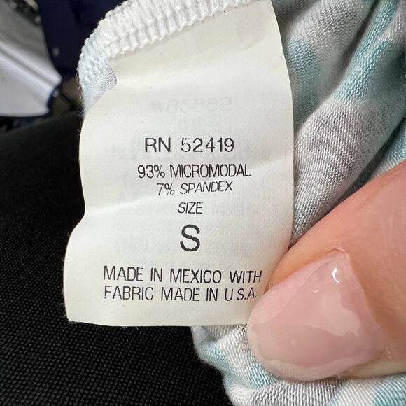 TRINA TURK Turquoise Gray Print Short Sleeve Plunging Neckline Tunic Top Size S - Picture 7 of 8